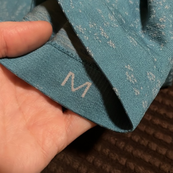 Lululemon mens tee. Size Medium - Picture 5 of 5